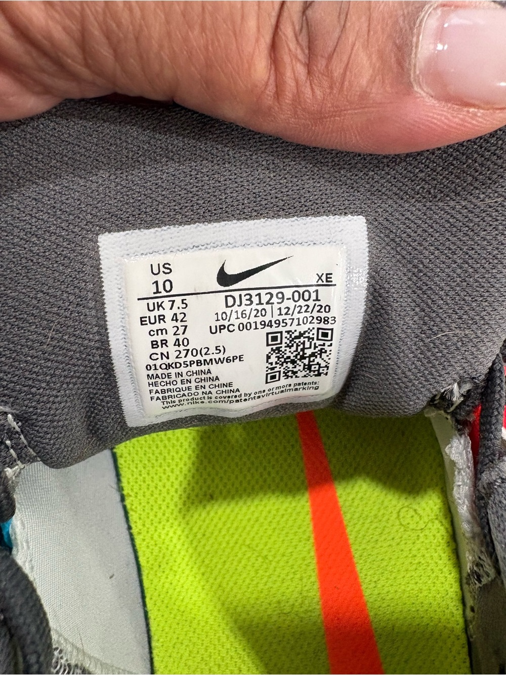 Nike Women’s Split-Tone Running Sneakers - Black & White with Neon Accents - Picture 4 of 4